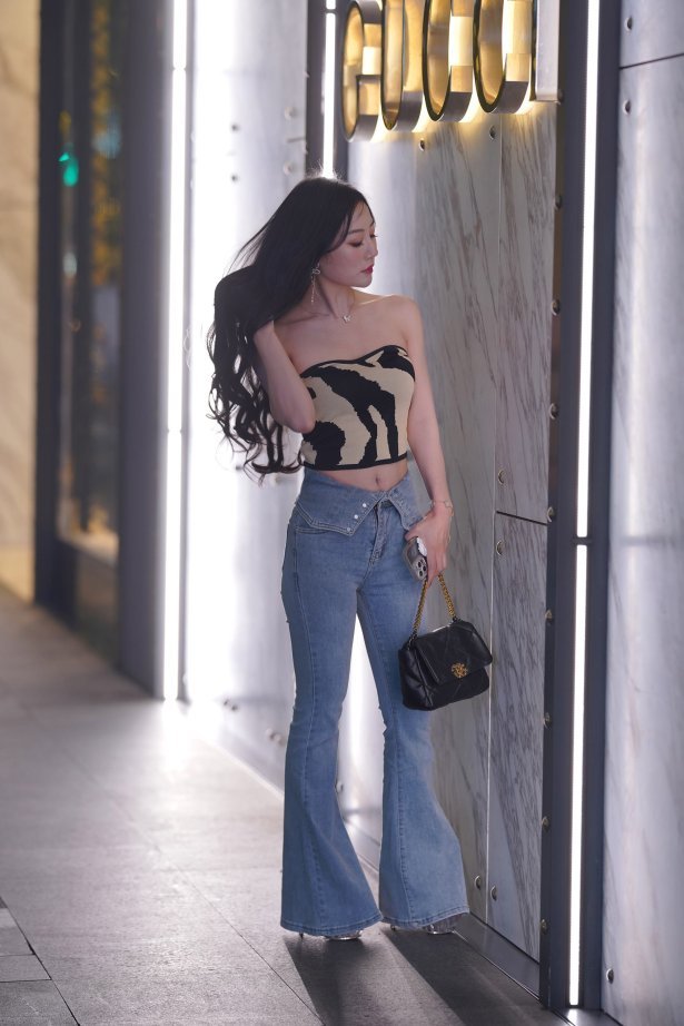 精选街拍作品 NO.2728 喇叭牛仔裤[174P/560MB]-萌图网