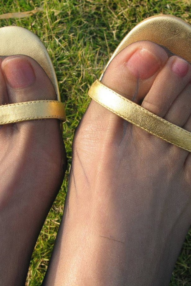 Fannie芬妮每足园 No.464 夕阳醉了 纯丝高跟[47P/150MB]-萌图网