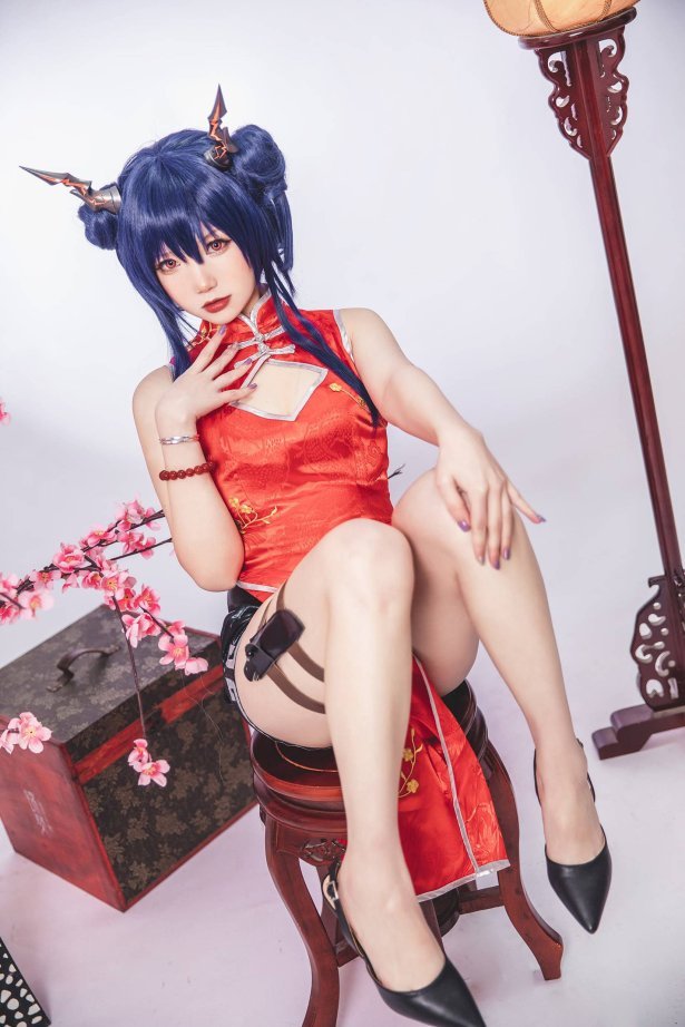 雪晴Astra - 明日方舟 陈 旗袍[17P/56MB]-萌图网