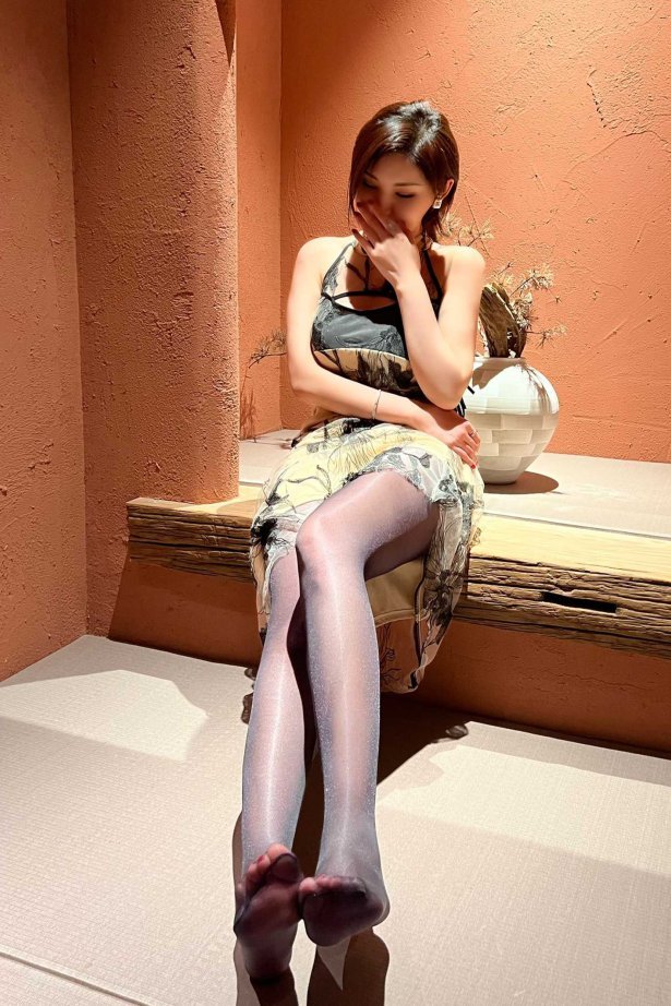 周妍希 - 国风旗袍[20P/1V/208MB]-萌图网