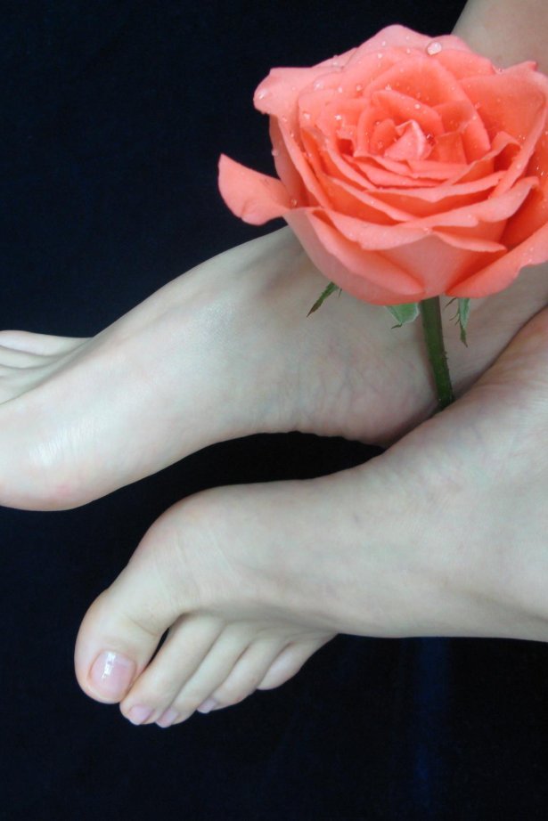 Fannie芬妮每足园 No.564 一个人的浪漫 落花寻梦[31P/80MB]-萌图网