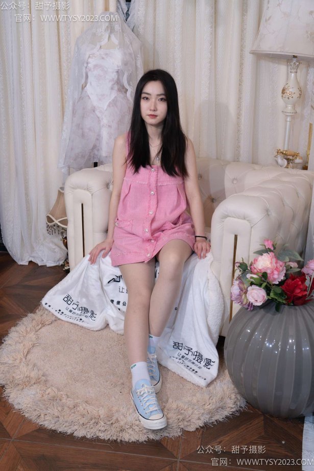 甜予摄影 NO.035 栗栗-帆布鞋、白棉袜、肉丝[128P/2V/9.86GB]-萌图网