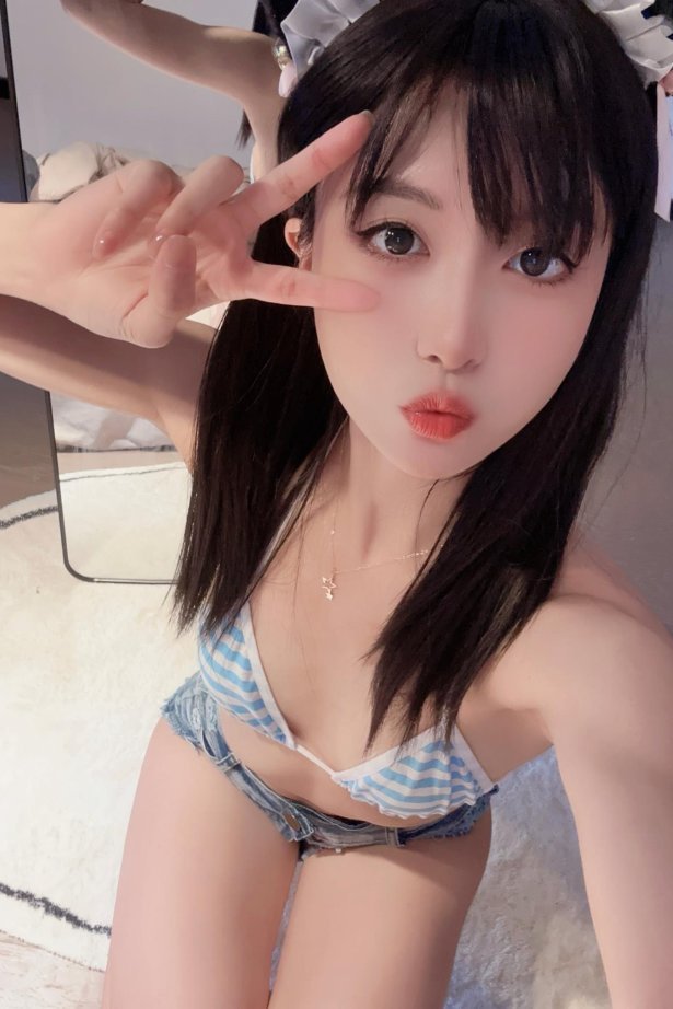 布丁大法 – 蓝白条纹喵[26P/9V/267MB]-萌图网