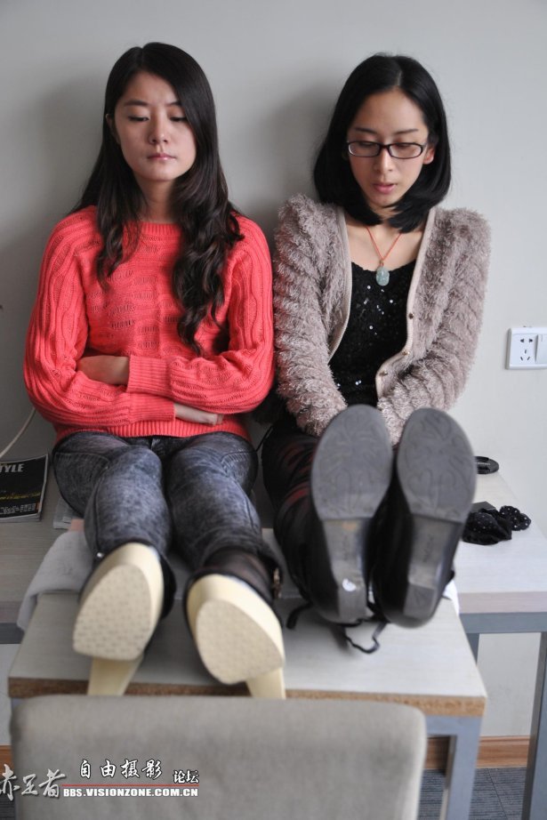 自由摄影 No.285 双人水晶嘿丝争奇斗艳 [73P/74MB]-萌图网