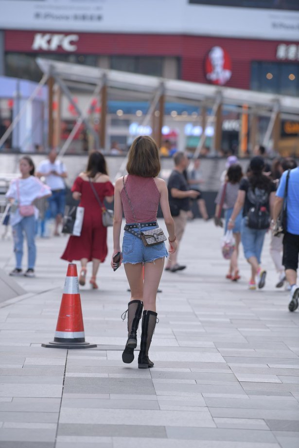 精选街拍作品 NO.3966 青春靓丽网靴短裤[83P/176MB]-萌图网