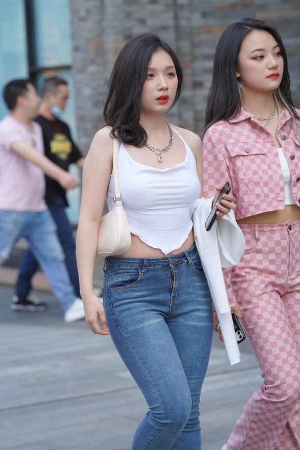 精选街拍作品 NO.3962 活力热辣牛仔裤[141P/392MB]-萌图网