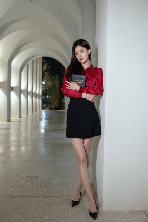 尤密思 No.129 穿搭推广展示图集[24P/263MB]-萌图网