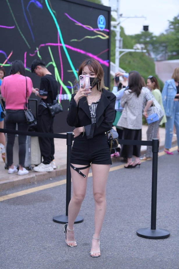 精选街拍作品 NO.4396 时尚短西装外套[89P/197MB]-萌图网