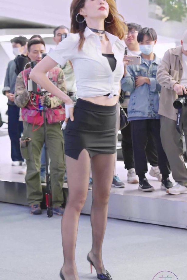 NO.0877 2023 广州车展 Racing Model 车模抖音网红随拍99[1V/317MB]-萌图网