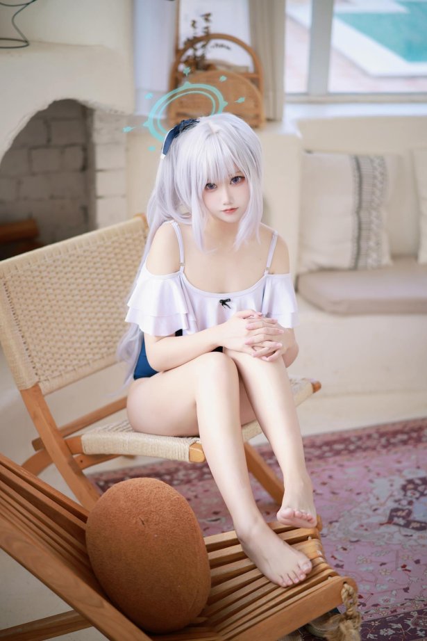 lunananya – 宫子泳装[20P/88MB]-萌图网