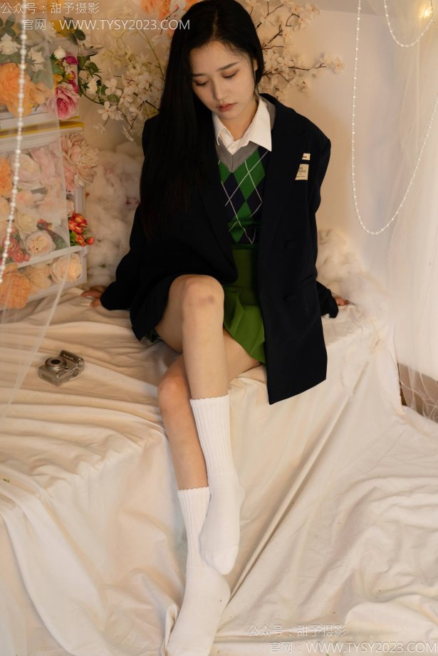 甜予摄影 NO.139 澜澜-皮鞋、白棉袜、裸足[116P/1V/9.97GB]-萌图网