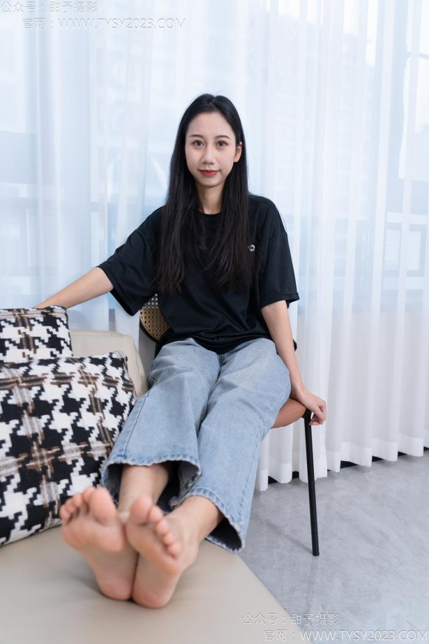 甜予摄影 NO.163 娃娃-板鞋、白棉袜、裸足[130P/2V/9.83GB]-萌图网